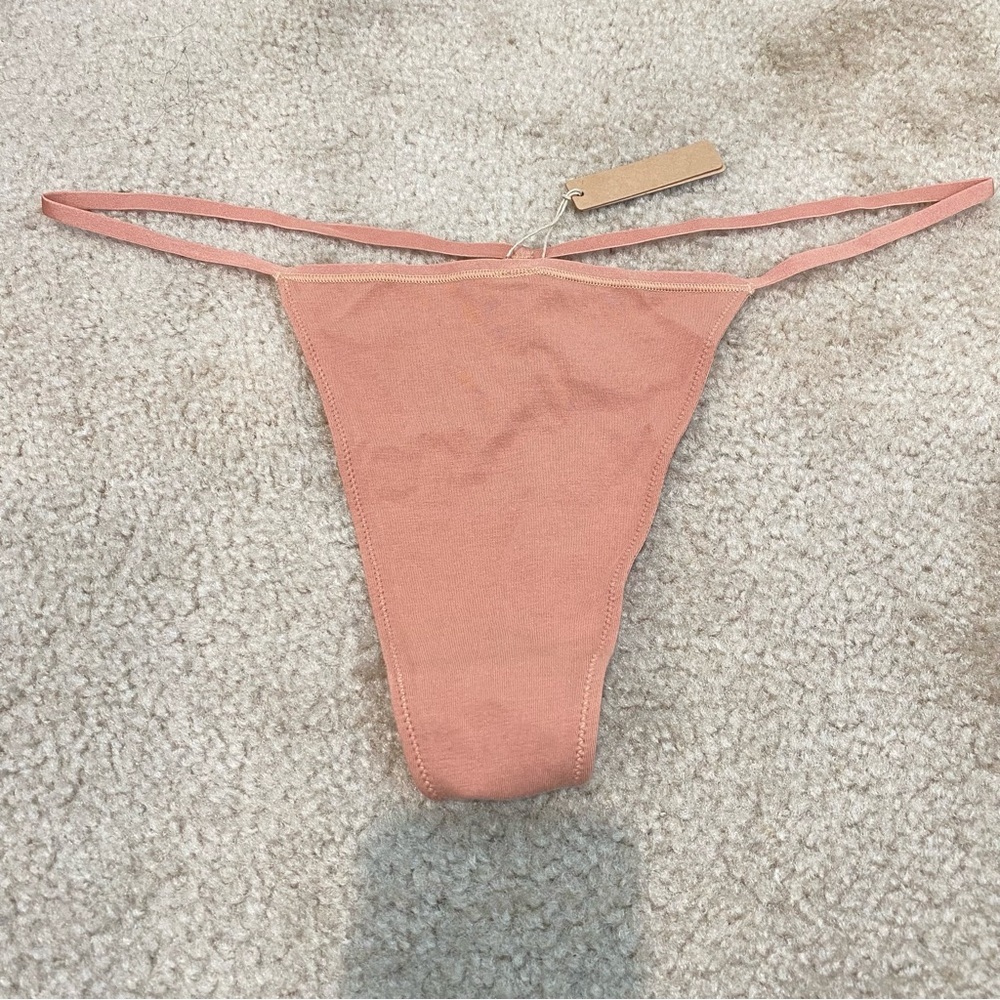 Skims Fits Everybody T-String Thong